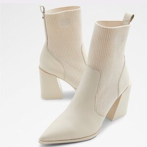 Aldo Ganina Leather Chelsea Block Heel Sock Bootie in Bone White Women’s Size 8